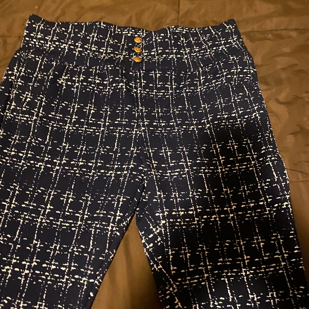 4 pair of pants ! Navy & White Red & White, Red & Black & Black & White